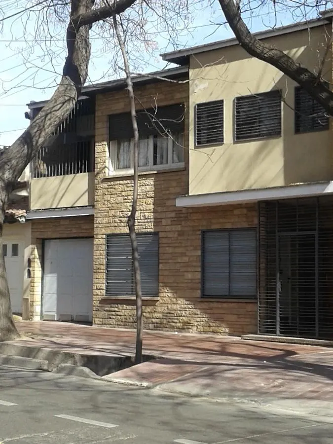 Lindo Y Ubicabidisimo Alojamiento Con Balcon A Mts De Aristides Apartment Mendoza